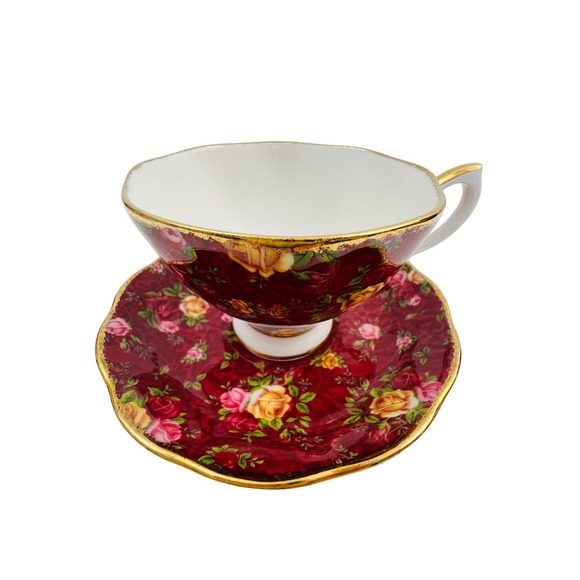 Royal Albert England Old Country Roses Ruby Lace Bone China Cup & Saucer New - Picture 10 of 16